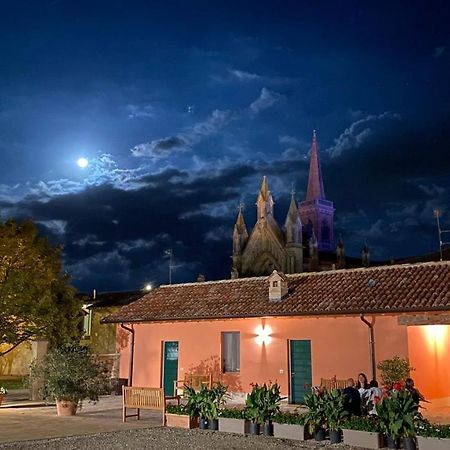 Agriturismo Pizzavacca Villanova sull'Arda المظهر الخارجي الصورة