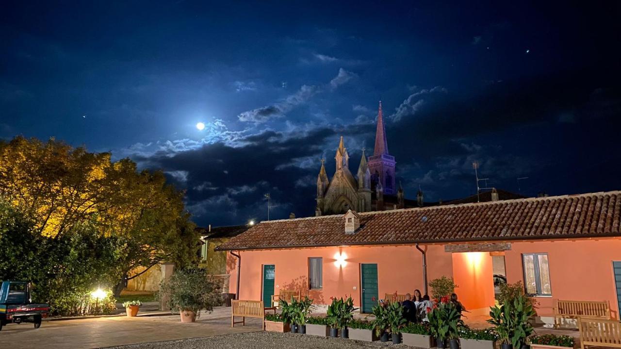 Agriturismo Pizzavacca Villanova sull'Arda المظهر الخارجي الصورة
